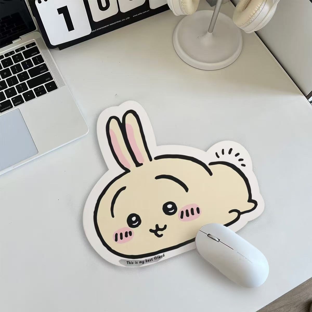 Chiikawa Cartoon Jiyi Usagi Ha – Rubber Mat Desk Bewertung und Preis