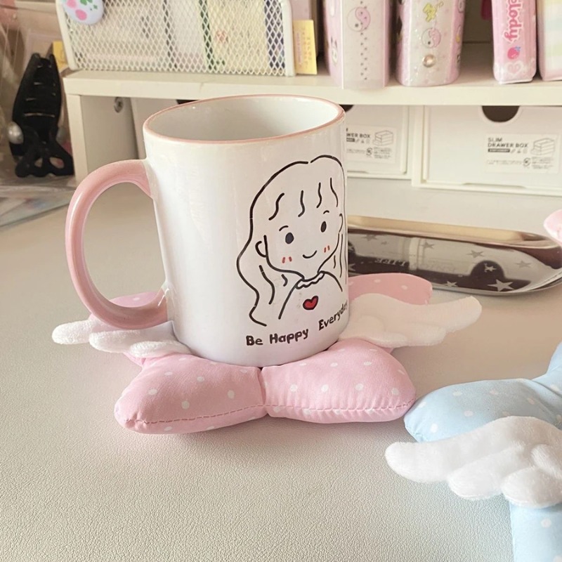 Niedlicher gepunkteter isolier – Desk Setup Girl Bewertung und Preis