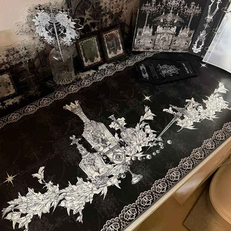 Divine Realm Gothic Building M – Rubber Mat Desk Bewertung und Preis